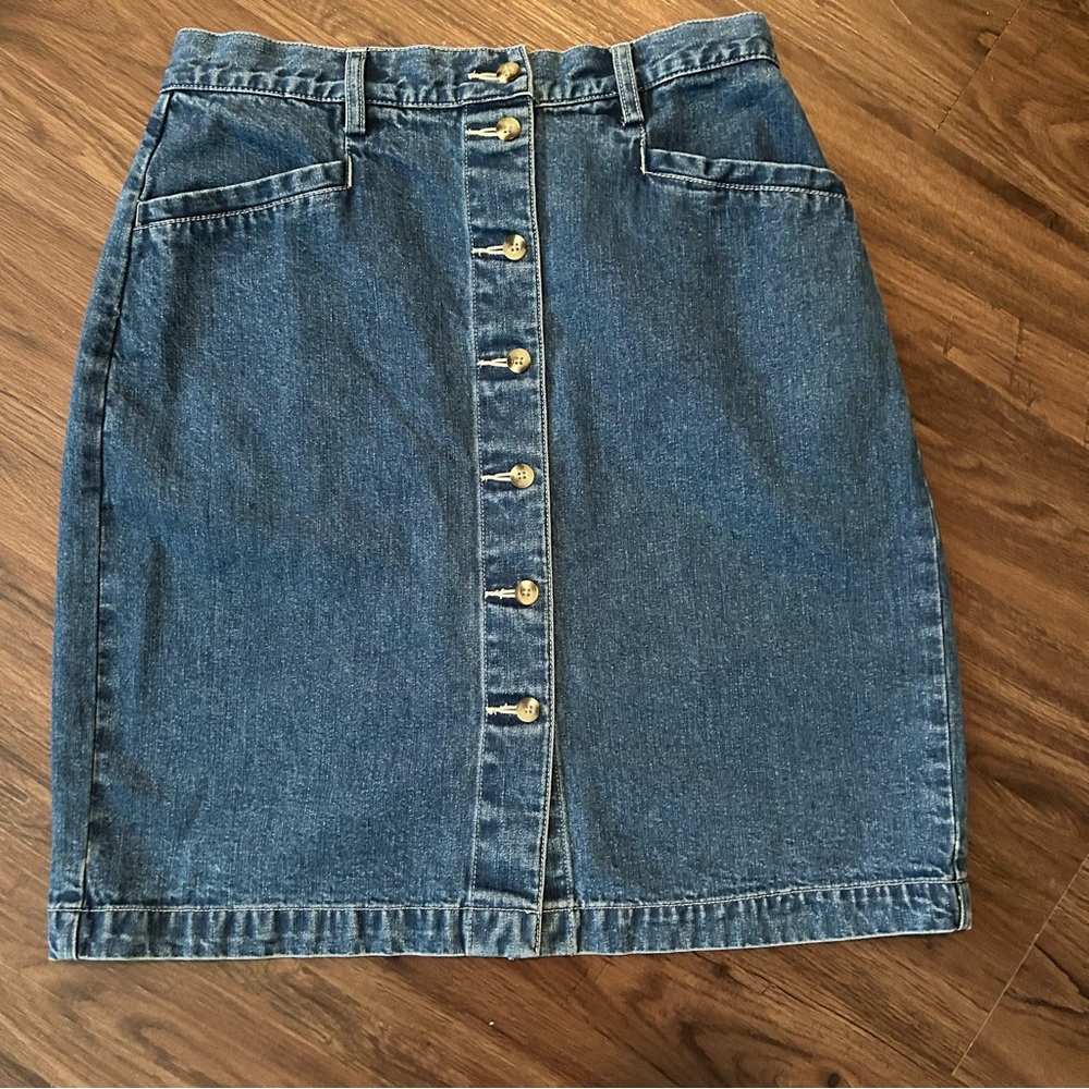 Eddie Bauer Vintage Denim Jean Skirt Button Front Deep Pockets 100% Cotton    10